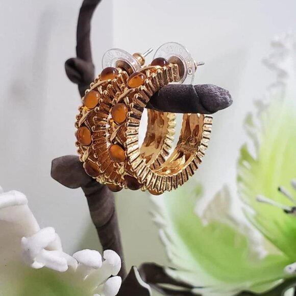 Signed Joan Rivers 3/4 Hoop Earrings with Gold tone and Amber tone Beads - Picture 4 of 10